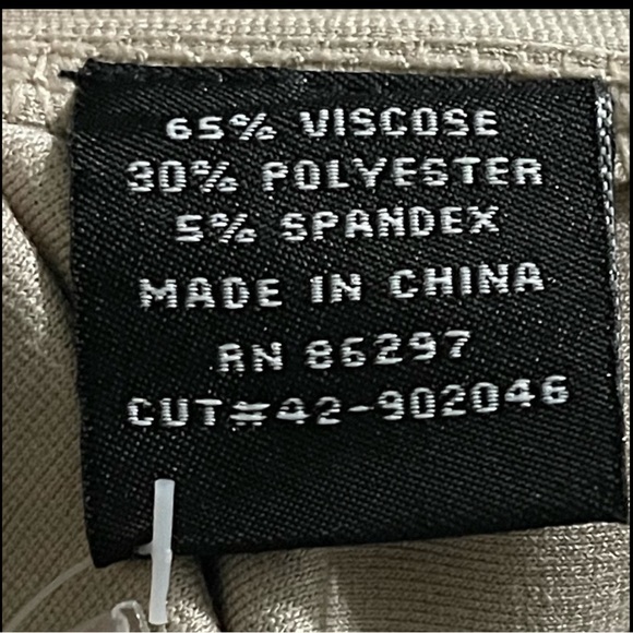 BCBG MAXAZRIA RIDING LEGGINGS PANTS WOMEN COLOR TAN KNEE-PATCH BREECH SIZE 30 - Picture 10 of 10